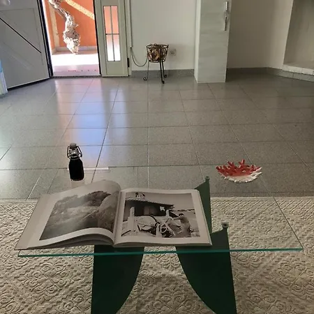 Appartamento Moderno Rustico Apartment *